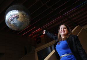 hei.gründer:innenstory: Luciana Yllanes Perea – die Event-Managerin